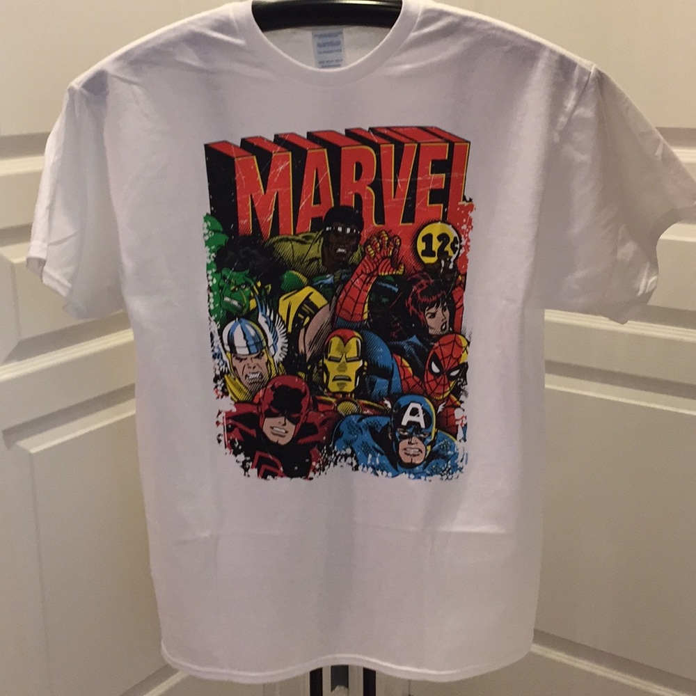 Men’s Vintage Design Avengers T-Shirt/New